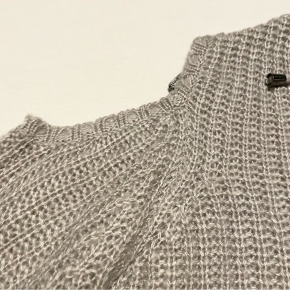 Ex-Girlfriend Womens Long Sleeve Sweater Cut Out Shoulders Size XL - Picture 15 of 16